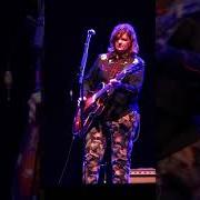 Der musikalische text LAST TAXI FARE von AMY RAY ist auch in dem Album vorhanden Holler (2018)