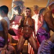 Der musikalische text TAKE IT von PEACHES ist auch in dem Album vorhanden No lube so rude (2026)