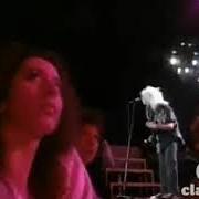 Der musikalische text DRUM SOLO von POISON ist auch in dem Album vorhanden Swallow this live (1991)