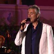 Der musikalische text A MANO A MANO von ANDREA BOCELLI ist auch in dem Album vorhanden Love in portofino (2013)