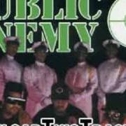 Der musikalische text MORE NEWS AT 11 von PUBLIC ENEMY ist auch in dem Album vorhanden Apocalypse 91: the enemy strikes black (1991)