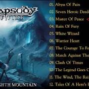 Der musikalische text THE LEGEND GOES ON von RHAPSODY OF FIRE ist auch in dem Album vorhanden The eighth mountain (2019)