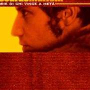 Der musikalische text STORIE DI CHI VINCE A METÀ von RICCARDO MAFFONI ist auch in dem Album vorhanden Storie di chi vince a metà (2004)