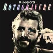 Der musikalische text SPOOKY WEIRDNESS von RINGO STARR ist auch in dem Album vorhanden Ringo's rotogravure (1976)