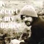 Der musikalische text WAVERLEY STEPS von RODDY WOOMBLE ist auch in dem Album vorhanden My secret is my silence (2006)
