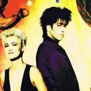 Der musikalische text IT MUST HAVE BEEN LOVE (CHRISTMAS FOR THE BROKEN HEARTED) von ROXETTE ist auch in dem Album vorhanden Tourism (1992)