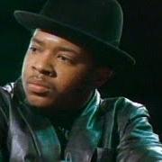 Der musikalische text CAN YOU ROCK IT LIKE THIS von RUN DMC ist auch in dem Album vorhanden King of rock (1985)