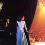 Der musikalische text LA VILLA STRANGIATO (AN EXERCISE IN SELF-INDULGENCE) von RUSH ist auch in dem Album vorhanden Exit... stage left (1981)