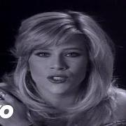 Der musikalische text DON'T WAIT UP von SAMANTHA FOX ist auch in dem Album vorhanden Just one night (1991)