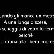 Der musikalische text UN PALLONE von SAMUELE BERSANI ist auch in dem Album vorhanden Sanremo 2012