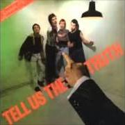 Der musikalische text BORSTAL BREAKOUT - (SINGLE VERSION) von SHAM 69 ist auch in dem Album vorhanden Tell us the truth (1978)