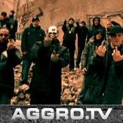 Der musikalische text SKIT von SIDO ist auch in dem Album vorhanden Aggro berlin (2009)