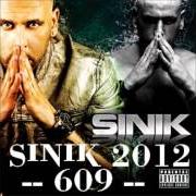 Der musikalische text SLUM DROGUE MILLIONNAIRE von SINIK ist auch in dem Album vorhanden La plume et le poignard (2012)