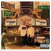 Der musikalische text ZOOM - (WITH PHAT KAT) von SLUM VILLAGE ist auch in dem Album vorhanden Detroit deli (a taste of detroit) (2004)