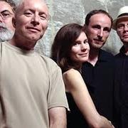 Der musikalische text CAN'T IGNORE THE TRAIN von 10000 MANIACS ist auch in dem Album vorhanden Campfire songs - disc 2 (2004)