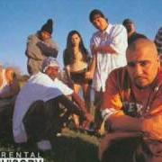 Der musikalische text THE BEACH HOUSE von SOUTH PARK MEXICAN ist auch in dem Album vorhanden Reveille park (2002)