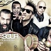 Der musikalische text SEASONS IN THE ABYSS von STONE SOUR ist auch in dem Album vorhanden Straight outta burbank (2015)