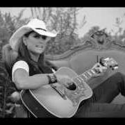 Der musikalische text IT WASN'T GOD WHO MADE HONKY TONK ANGELS von TERRI CLARK ist auch in dem Album vorhanden Classic (2012)