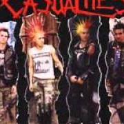 Der musikalische text RUINING IT ALL von THE CASUALTIES ist auch in dem Album vorhanden Die hards (2001)