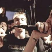 Der musikalische text FALLING APART von COMEBACK KID ist auch in dem Album vorhanden Wake the dead (2005)