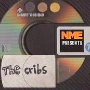 Der musikalische text COME ON, BE A NO ONE von THE CRIBS ist auch in dem Album vorhanden Payola (2013)