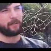 Der musikalische text IN THE SHADOW OF TWO GUNMEN von THE FORECAST ist auch in dem Album vorhanden In the shadow of two gunmen (2006)