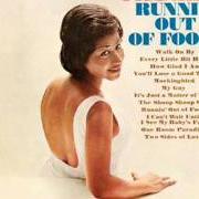 Der musikalische text IT'S JUST A MATTER OF TIME von ARETHA FRANKLIN ist auch in dem Album vorhanden Runnin' out of fools (1964)