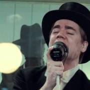 Der musikalische text WITHOUT THE MONEY von THE HIVES ist auch in dem Album vorhanden Lex hives (2012)