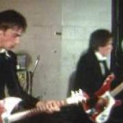 Der musikalische text STRANGE TOWN von THE JAM ist auch in dem Album vorhanden Live jam (1994)