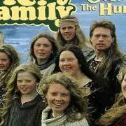 Der musikalische text BREAK FREE von THE KELLY FAMILY ist auch in dem Album vorhanden Over the hump (1994)