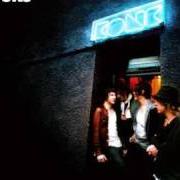 Der musikalische text NOTHING EVER CHANGES von THE KOOKS ist auch in dem Album vorhanden Konk (2008)