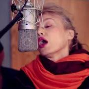 Der musikalische text HASTA SIEMPRE von ARIELLE DOMBASLE ist auch in dem Album vorhanden Diva latina (2011)