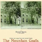 Der musikalische text BLUEJAYS AND CARDINALS von THE MOUNTAIN GOATS ist auch in dem Album vorhanden The coroner's gambit (2000)