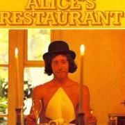 Der musikalische text ALICE'S RESTAURANT von ARLO GUTHRIE ist auch in dem Album vorhanden The best of arlo guthrie (1977)