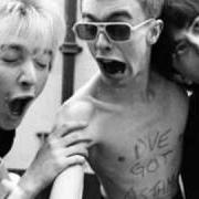 Der musikalische text A. DIAMOND von TOY DOLLS ist auch in dem Album vorhanden Bare faced cheek (1987)