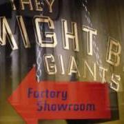 Der musikalische text S-E-X-X-Y von THEY MIGHT BE GIANTS ist auch in dem Album vorhanden Factory showroom (1996)