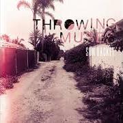 Der musikalische text UPSTAIRS DAN von THROWING MUSES ist auch in dem Album vorhanden Sun racket (2020)