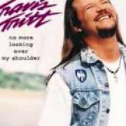 Der musikalische text NO MORE LOOKING OVER MY SHOULDER von TRAVIS TRITT ist auch in dem Album vorhanden No more looking over my shoulder (1998)