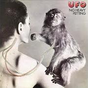 Der musikalische text CAN YOU ROLL HER von UFO ist auch in dem Album vorhanden No heavy petting (1976)