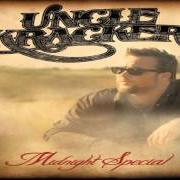 Der musikalische text WHEN I CLOSE MY EYES von UNCLE KRACKER ist auch in dem Album vorhanden Midnight special (2012)