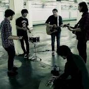 Der musikalische text DANCING WITH A GHOST von VALENCIA ist auch in dem Album vorhanden Dancing with a ghost (2010)