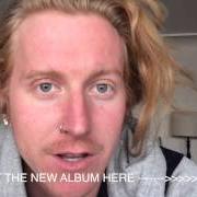 Der musikalische text QUEEN OF HEARTS von WE THE KINGS ist auch in dem Album vorhanden Stripped (2014)