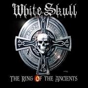 Der musikalische text FROM THE MIST von WHITE SKULL ist auch in dem Album vorhanden The ring of the ancients (2006)