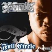 Der musikalische text THE DONNELL ROLLINS SHOW (SKIT) von XZIBIT ist auch in dem Album vorhanden Full circle (2006)