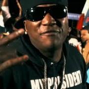 Der musikalische text TALK THAT von YOUNG JEEZY ist auch in dem Album vorhanden Talk that (2013)