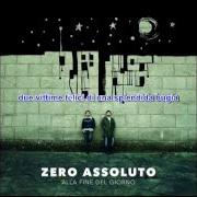 Der musikalische text ADESSO BASTA von ZERO ASSOLUTO ist auch in dem Album vorhanden Alla fine del giorno (2014)