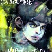 Der musikalische text UN AMORE BONSAI von MARTA SUI TUBI ist auch in dem Album vorhanden Lostileostile (2016)