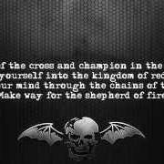 Der musikalische text SHEPHERD OF FIRE von AVENGED SEVENFOLD ist auch in dem Album vorhanden Hail to the king (2013)