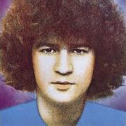 Der musikalische text LE MUR DU SON von ROBERT CHARLEBOIS ist auch in dem Album vorhanden Charlebois, volume un, deux, trois (1987)