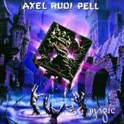 Der musikalische text THE EYES OF THE LOST von AXEL RUDI PELL ist auch in dem Album vorhanden Magic (1997)